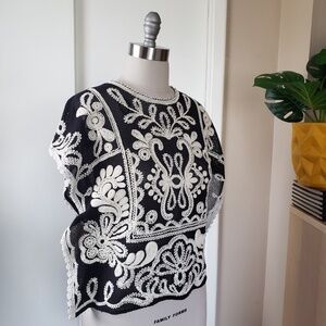 Zara Embroidered Kaftan Top Size Medium NEW!